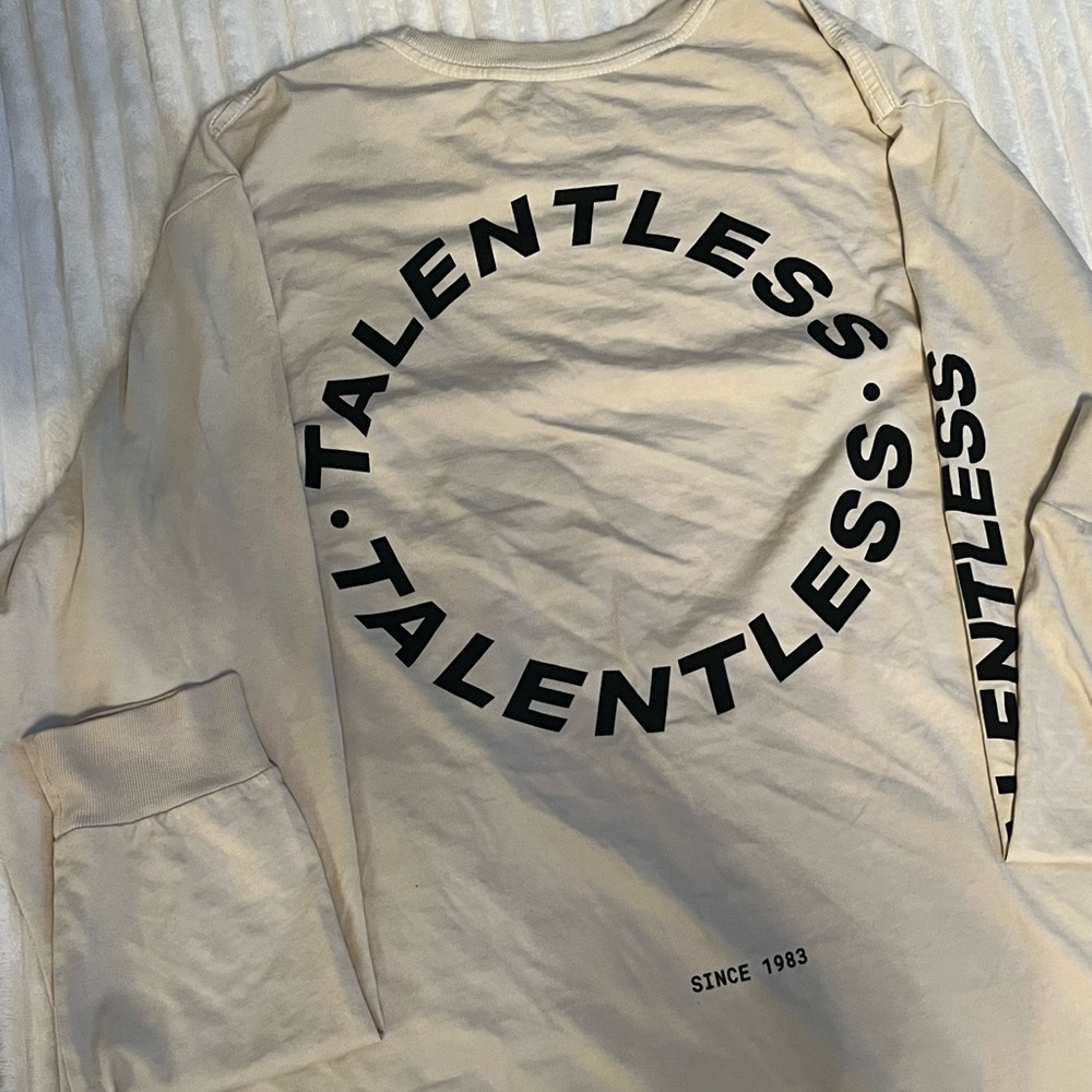 TALENTLESS long sleeve tee - Circle logo